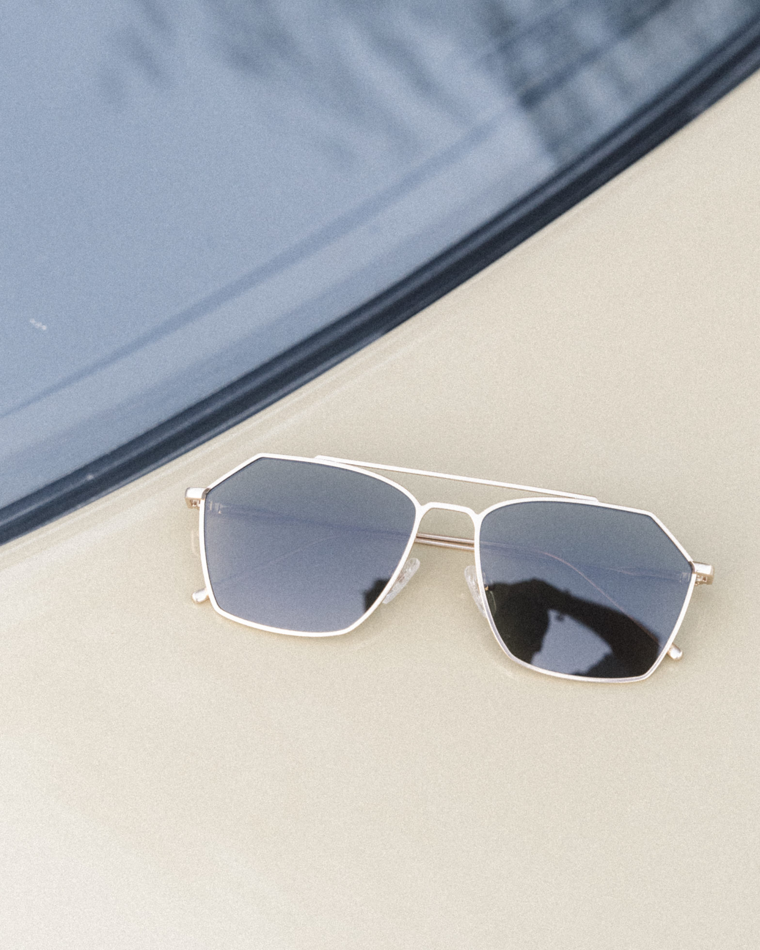 Sunglasses for Oval shape